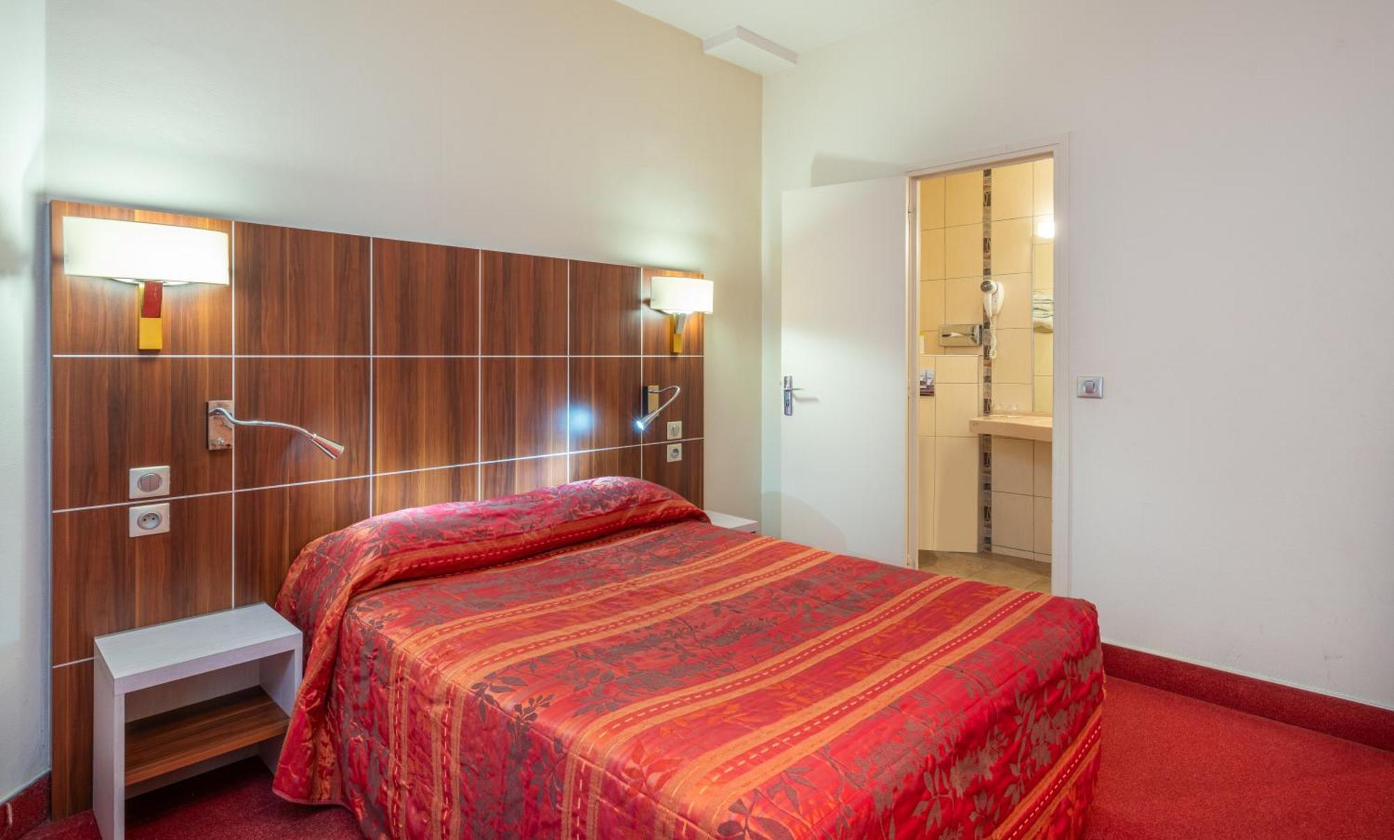 Hotel Terminus Montparnasse Parigi